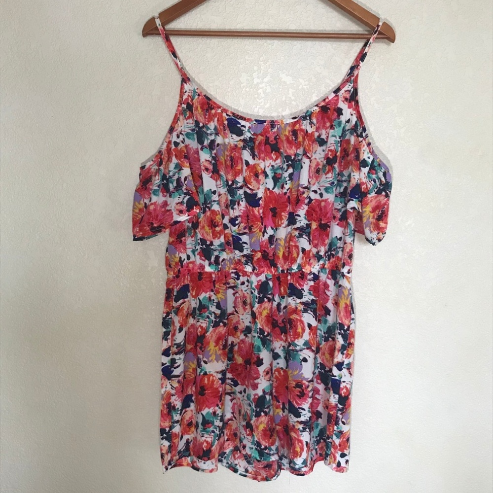 BNWT Floral Cold Shoulder Romper - Large